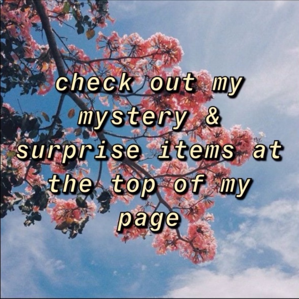 Mystery Graphic Tee - Picture 5 of 5